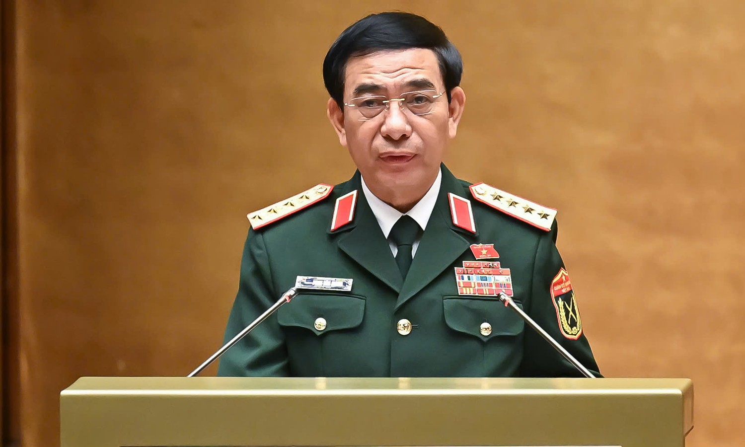 Phó Thủ tướng, Bộ trưởng Bộ Quốc phòng Phan Văn Giang.