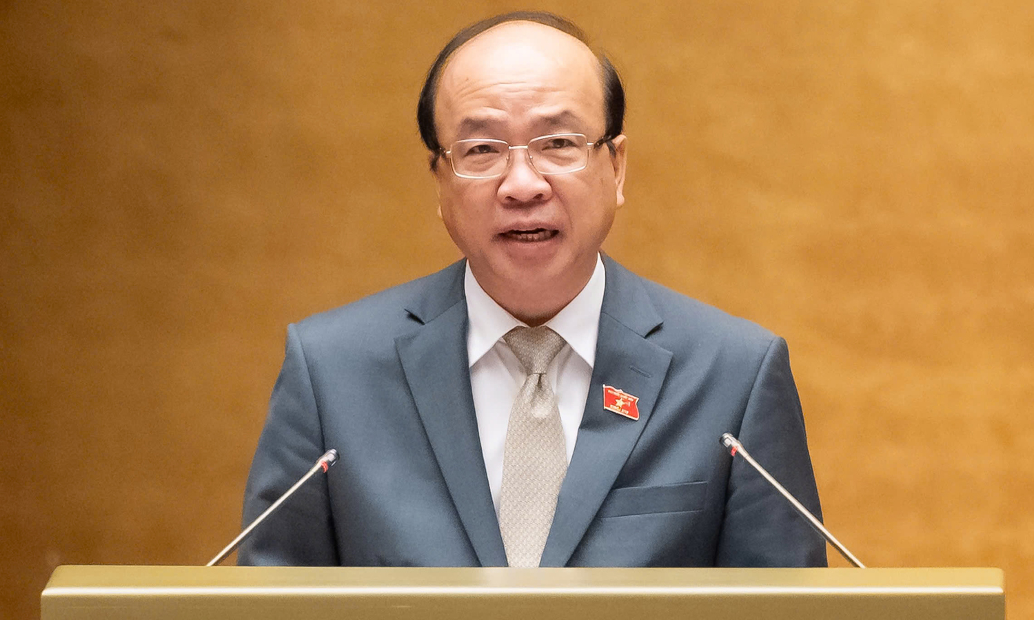 Chủ nhiệm Ủy ban Pháp luật và Tư pháp Phan Chí Hiếu.