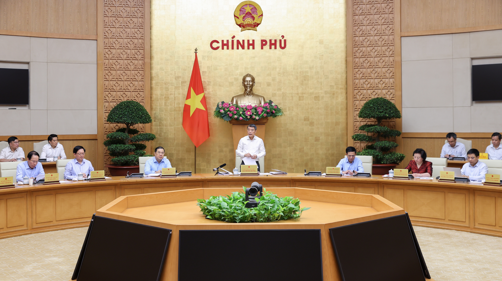 Quang cảnh cuộc họp. (Ảnh: VGP)