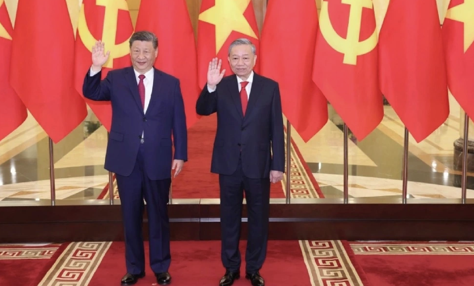 Tổng Bí thư, Chủ tịch Trung Quốc Tập Cận Bình và Tổng Bí thư, Chủ tịch nước Tô Lâm trong cuộc gặp năm 2025. (Ảnh: VOV)