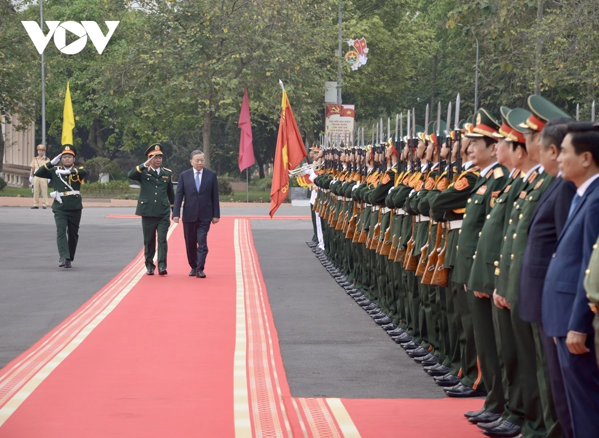 Tổng Bí thư, Chủ tịch nước Tô Lâm, Bí thư Quân ủy Trung ương về dự và trao danh hiệu Anh hùng lực lượng vũ trang Nhân dân tặng Quân khu 1, Bộ Quốc phòng.
