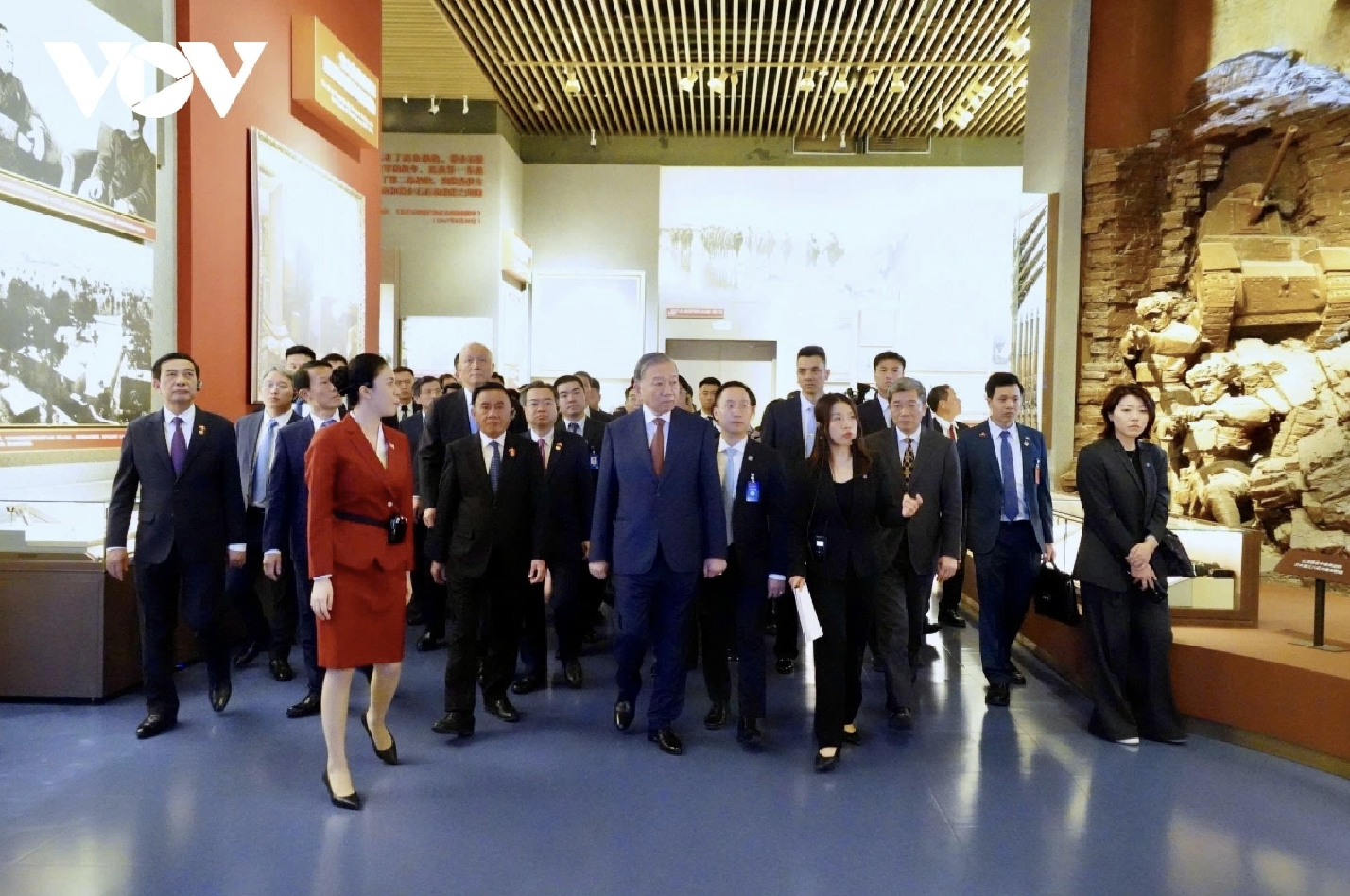 Tổng Bí thư, Chủ tịch nước Tô Lâm thăm Bảo tàng Lịch sử Đảng Cộng sản Trung Quốc - 6