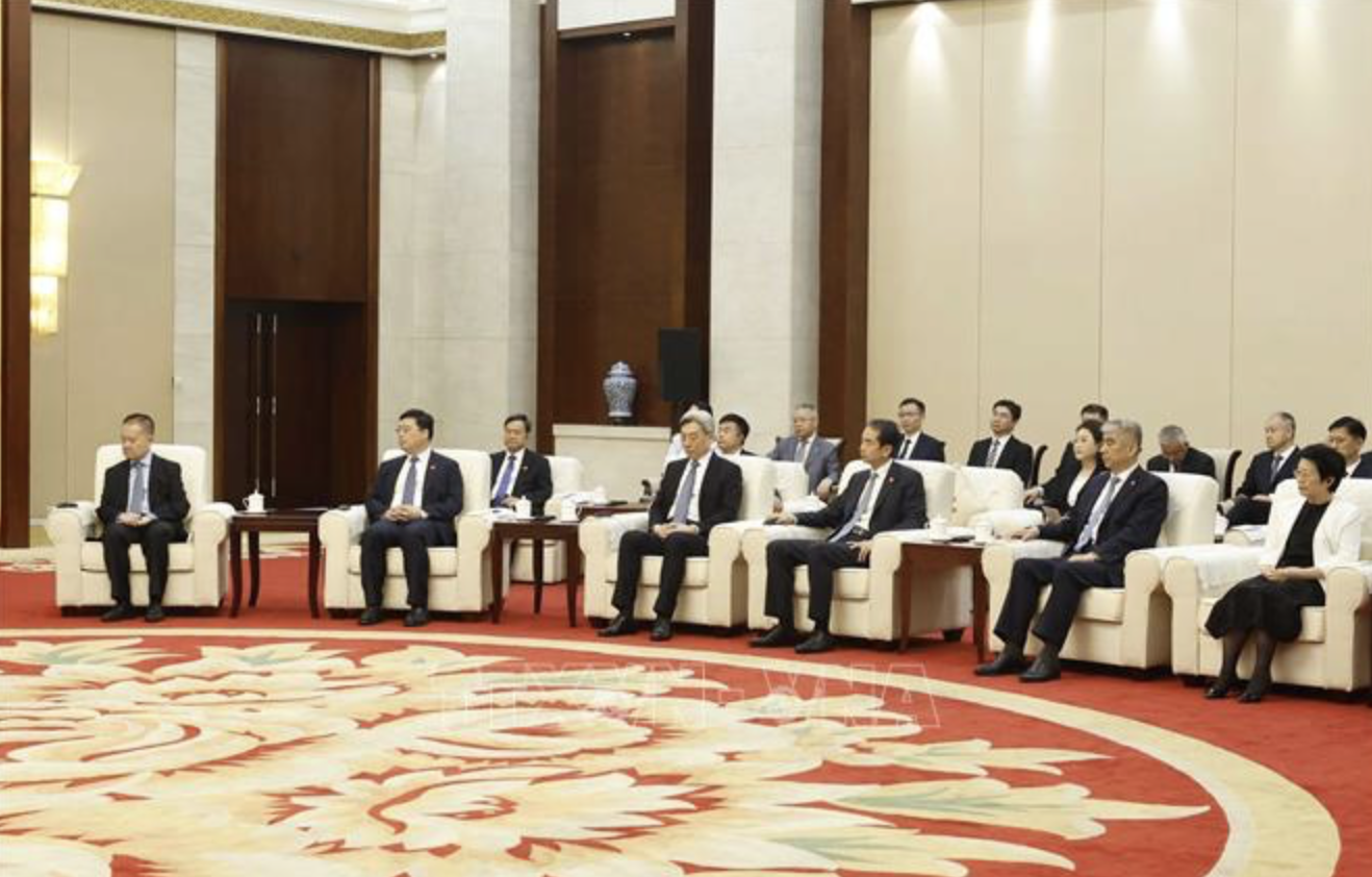 Các đại biểu dự buổi hội kiến. (Ảnh: Thống Nhất/TTXVN)