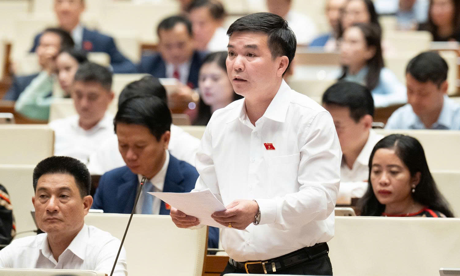 Đại biểu Hà Sỹ Huân (Đoàn Thái Nguyên).