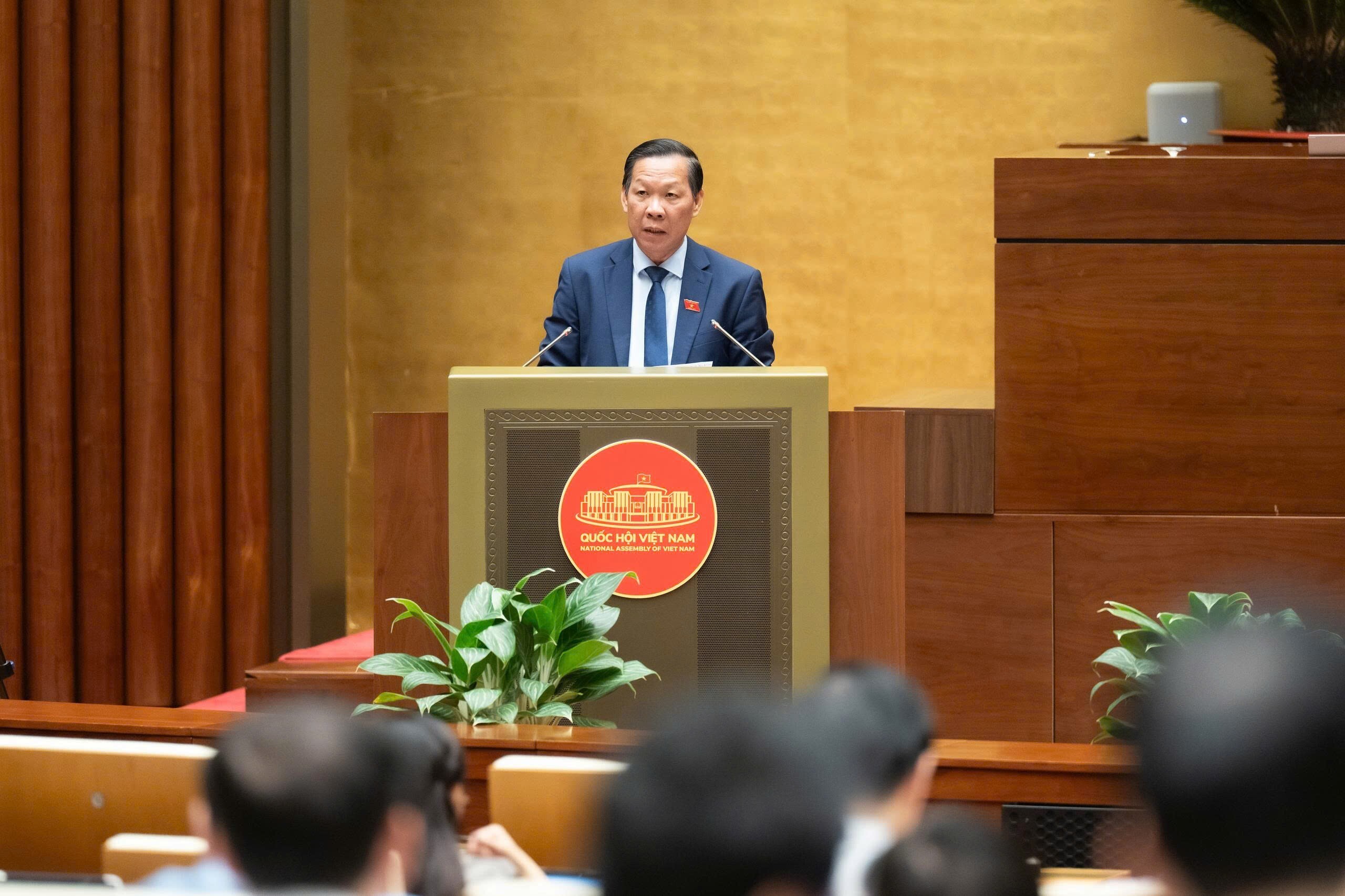 Chủ nhiệm Ủy ban Tài chính và Kinh tế Phan Văn Mãi.