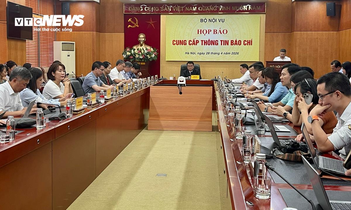 Quang cảnh cuộc họp báo.