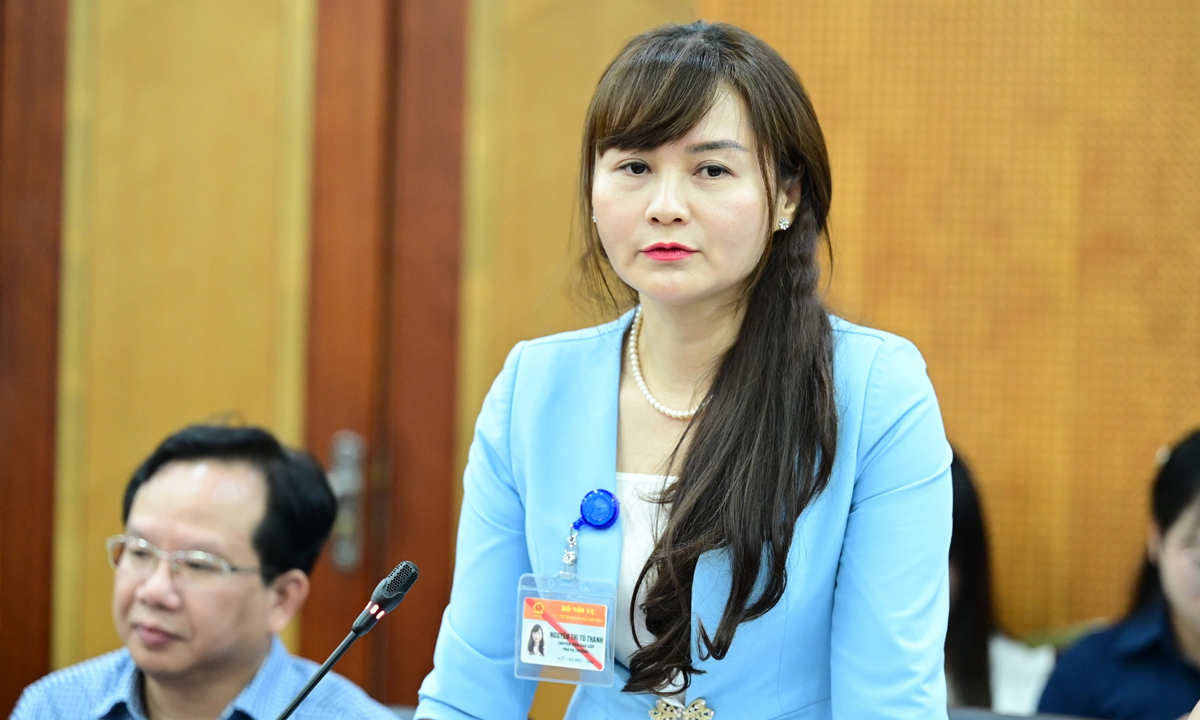 Bà Nguyễn Thị Tú Thanh, Phó Vụ trưởng Vụ Chính quyền địa phương (Bộ Nội vụ).