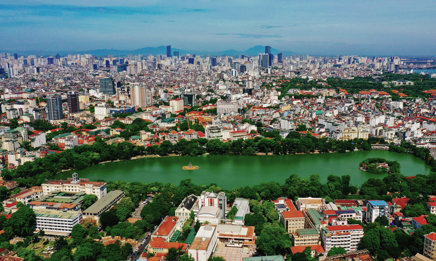 Hà Nội có thể trở thành một 'phòng thí nghiệm thể chế' quan trọng, góp phần cụ thể hóa các giá trị của chủ nghĩa xã hội trong điều kiện phát triển mới.