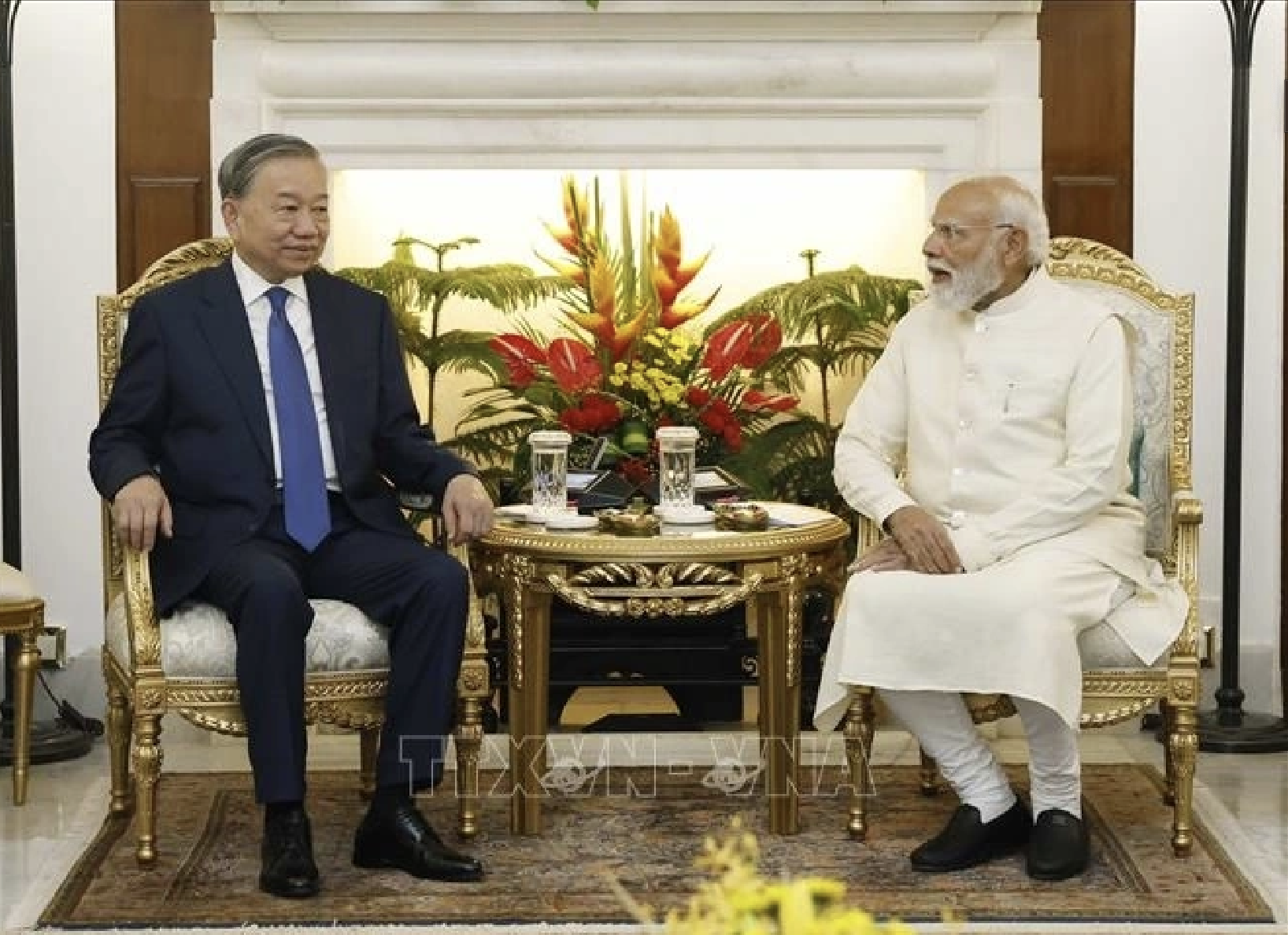 Tổng Bí thư, Chủ tịch nước Tô Lâm và Thủ tướng Ấn Độ Narendra Modi gặp hẹp. (Ảnh: Thống Nhất/TTXVN)