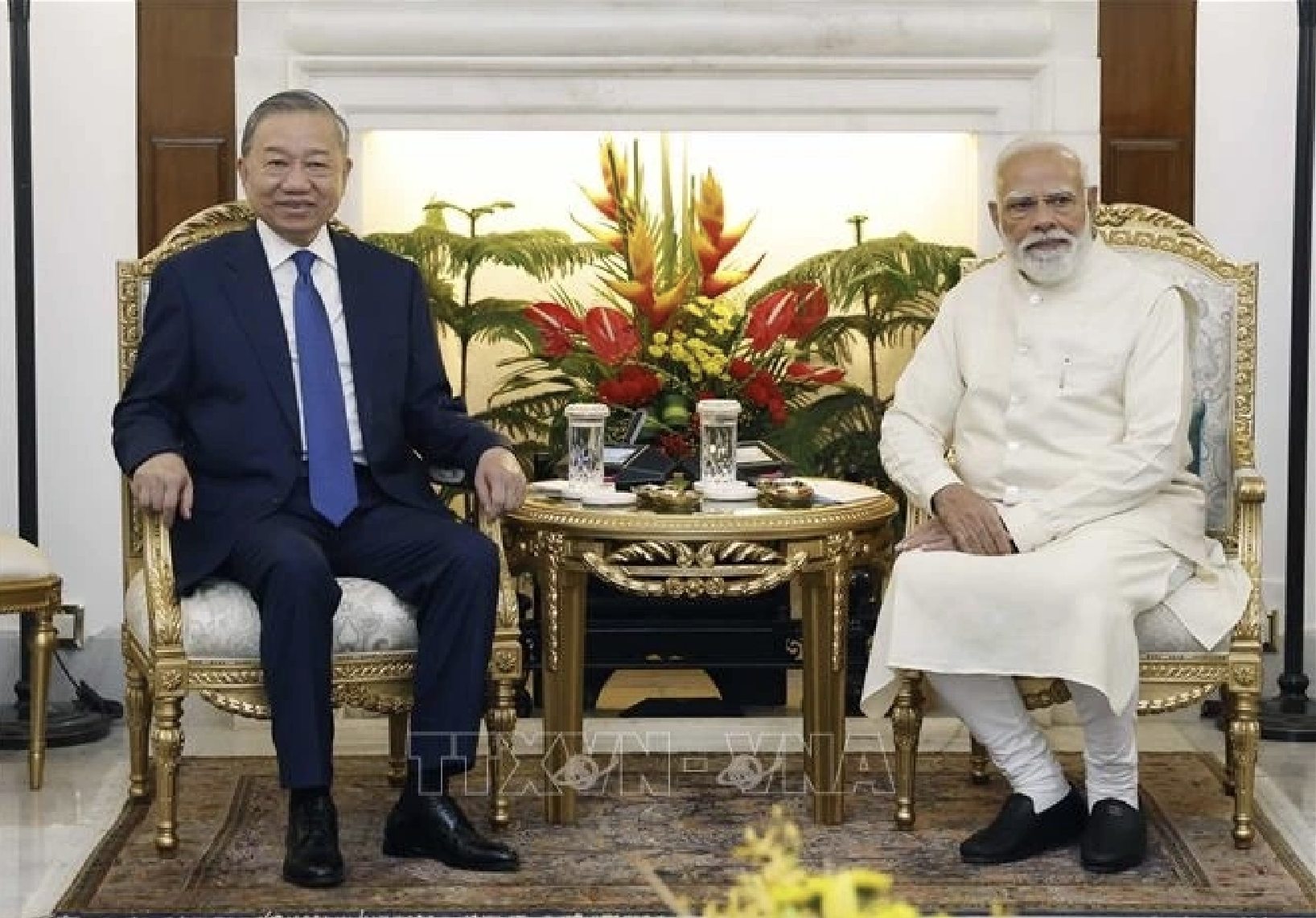 Tổng Bí thư, Chủ tịch nước Tô Lâm và Thủ tướng Ấn Độ Narendra Modi gặp hẹp. (Ảnh: Thống Nhất/TTXVN)