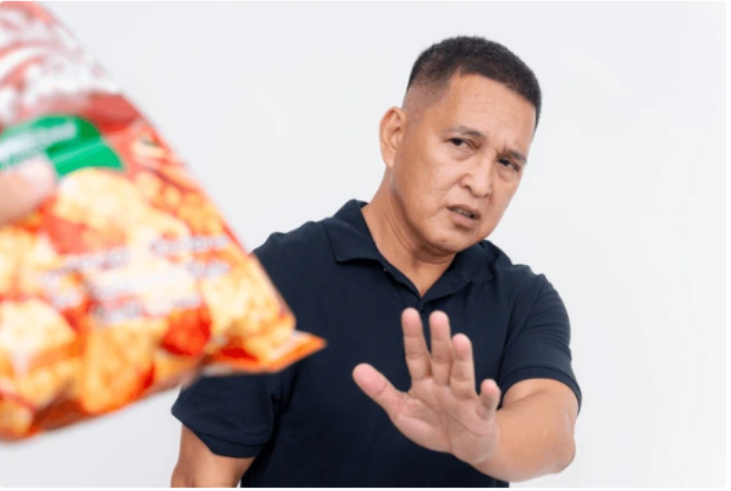 Ăn uống cân bằng là chìa khóa sức khỏe sau tuổi 50 (Ảnh: Shutterstock)