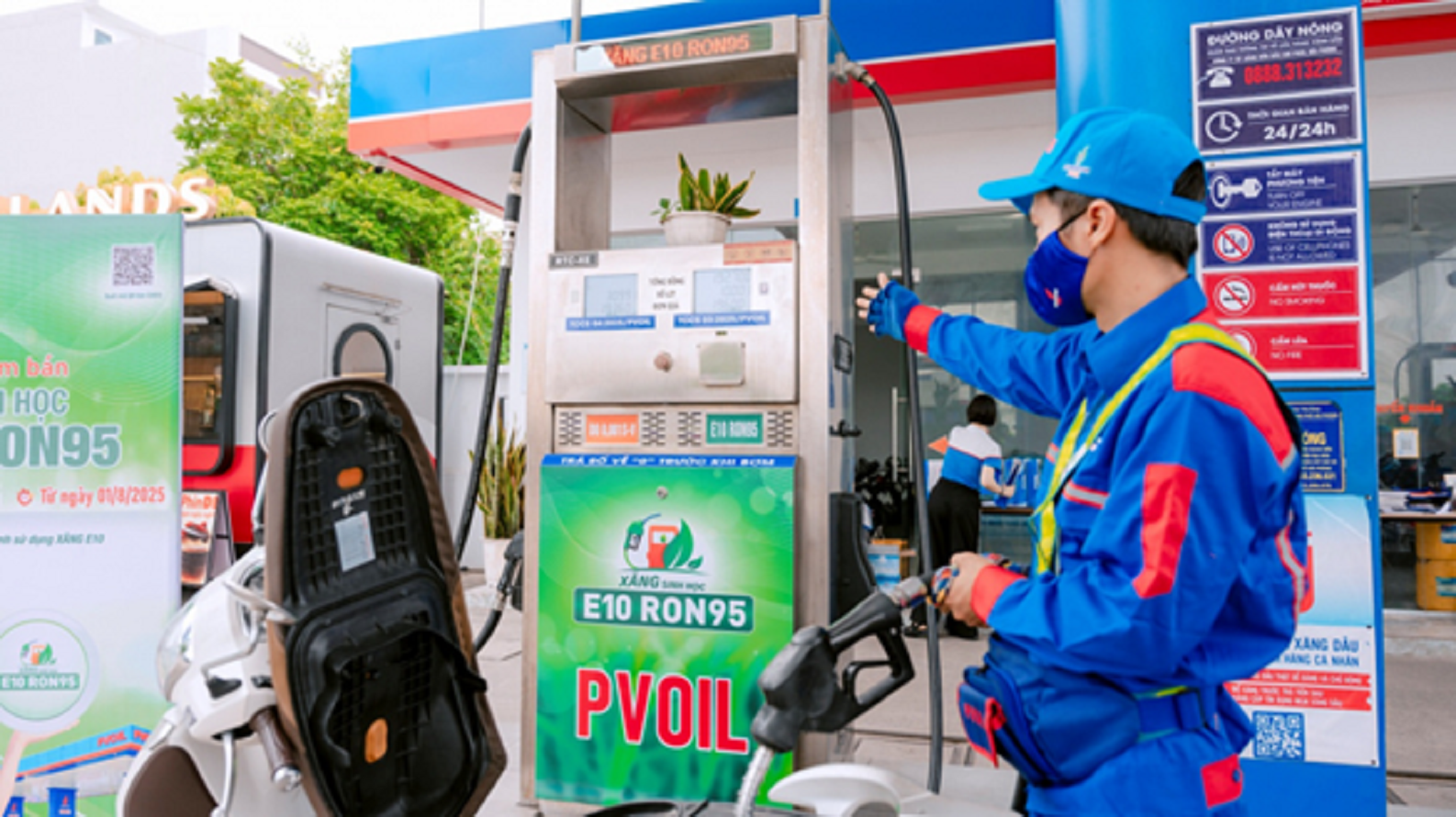 PVOIL sẵn sàng bán xăng sinh học E10 rộng khắp trên toàn quốc từ ngày 15/5 (Ảnh: PVOIL).