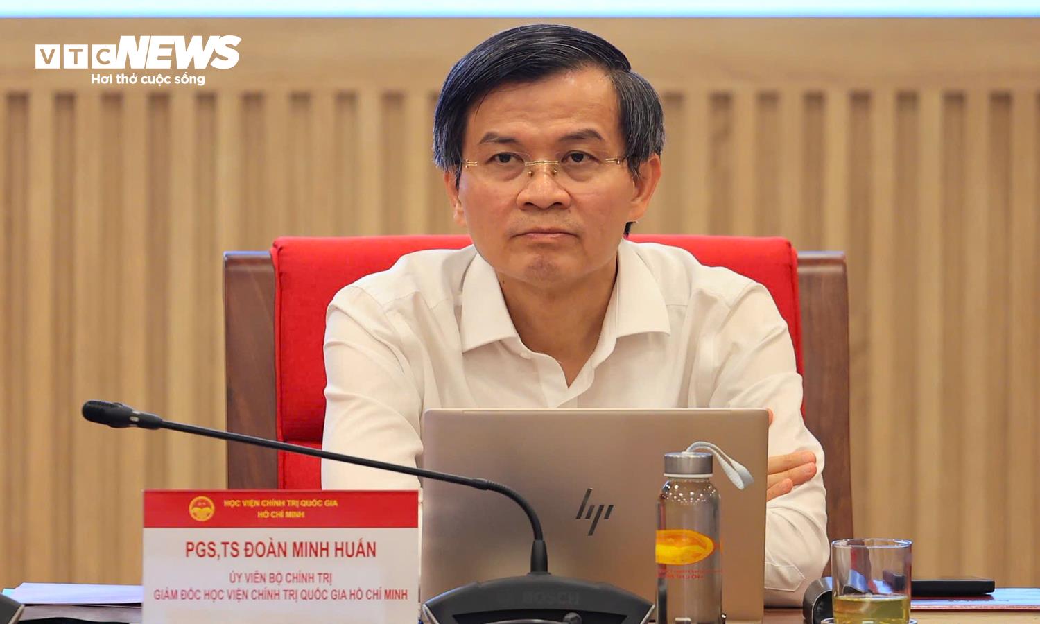 PGS.TS Đoàn Minh Huấn, Giám đốc Học viện Chính trị quốc gia Hồ Chí Minh. (Ảnh: Minh Đức)