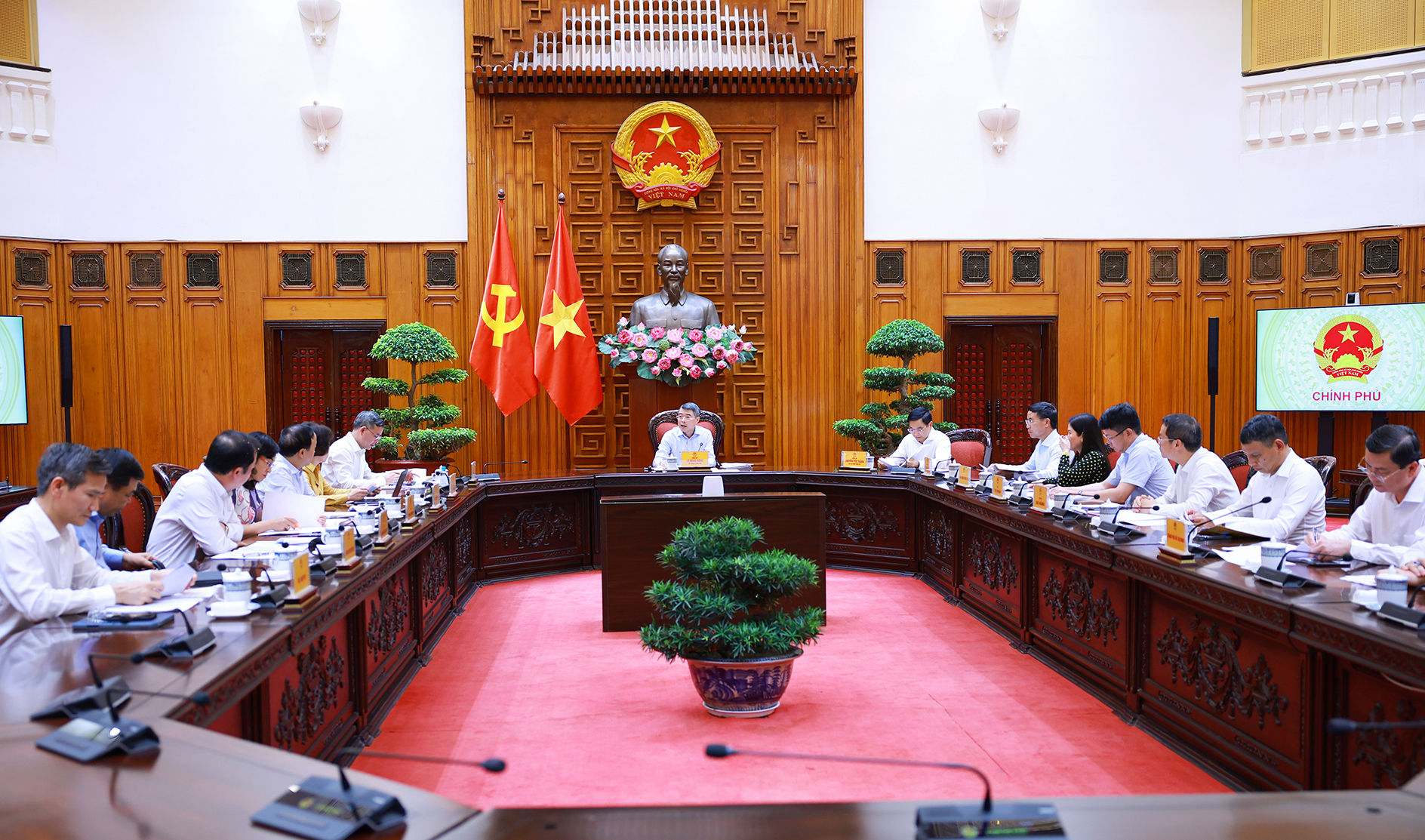 Quang cảnh cuộc họp. (Ảnh: VGP)