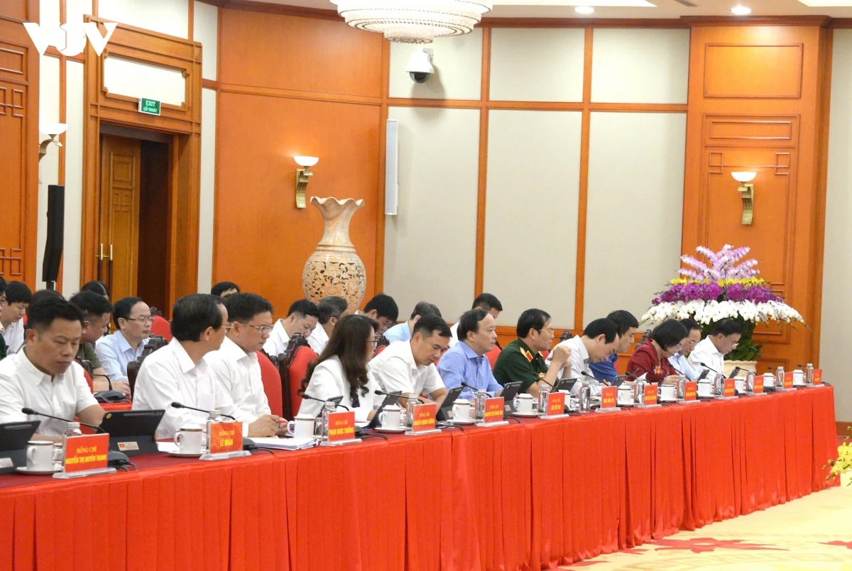 Các đại biểu dự cuộc làm việc.