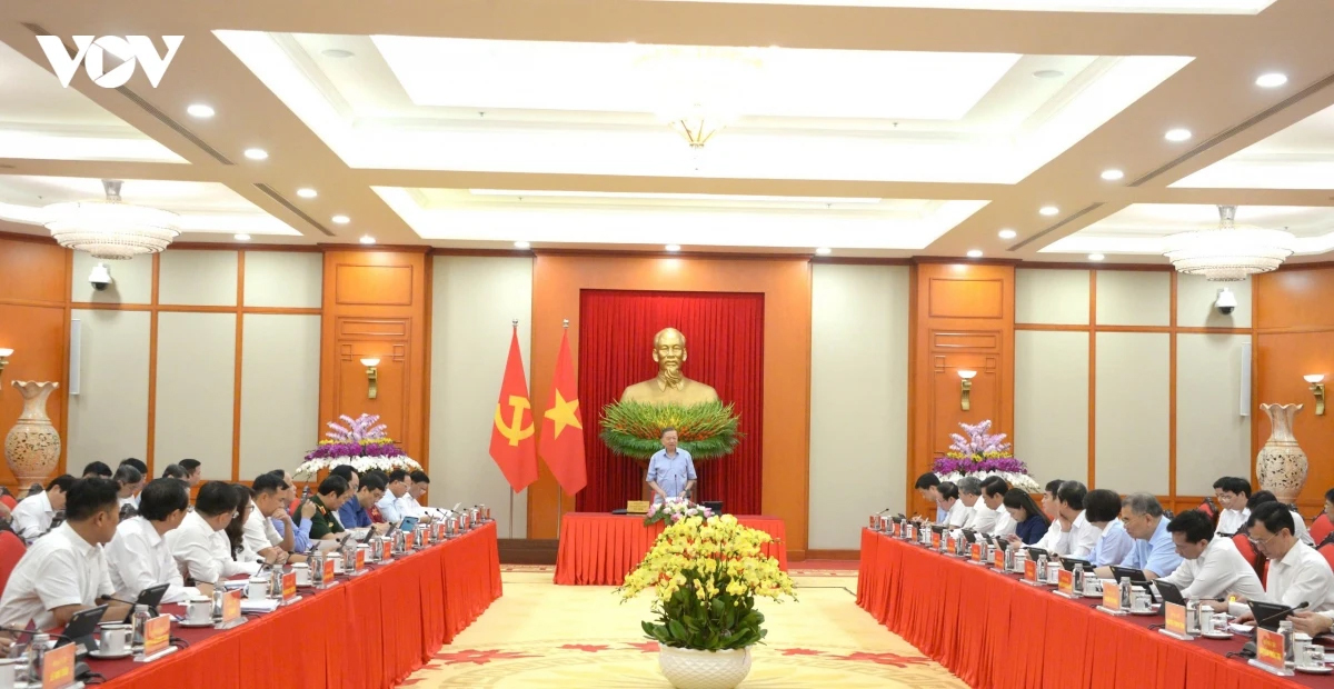 Sáng 15/6, Tổng Bí thư, Chủ tịch nước Tô Lâm chủ trì buổi làm việc với ngành Giáo dục và Đào tạo cùng các cơ quan liên quan về công tác chuẩn bị năm học 2026-2027 và kết quả thực hiện Nghị quyết 71 của Bộ Chính trị về đột phá phát triển giáo dục - đào tạo.